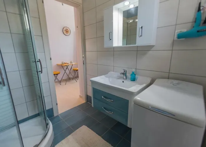 Villekula Landsted Chavdata